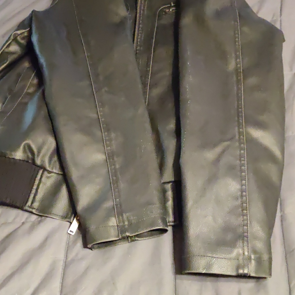 Guess Jacket - image 7